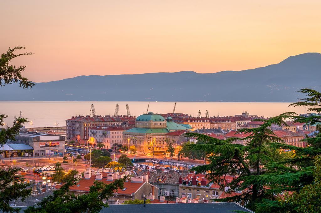 A.B.Kvarner Apartment Rijeka Bagian luar foto